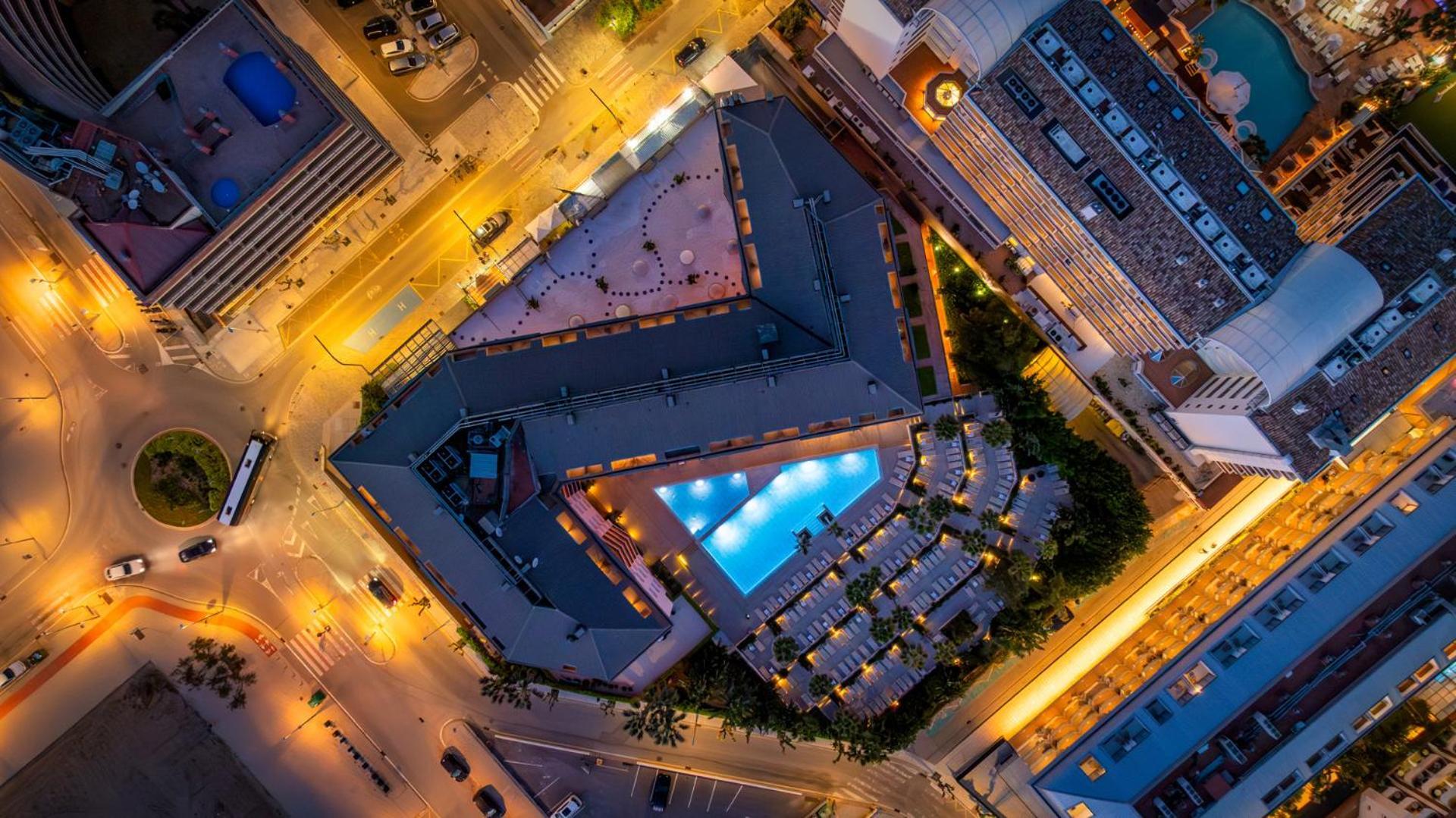 Aqua Hotel The Breeze (Adults Only +18) All Inclusive Santa Susanna Ngoại thất bức ảnh
