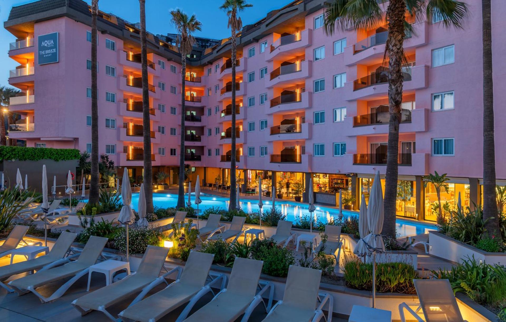 Aqua Hotel The Breeze (Adults Only +18) All Inclusive Santa Susanna Ngoại thất bức ảnh