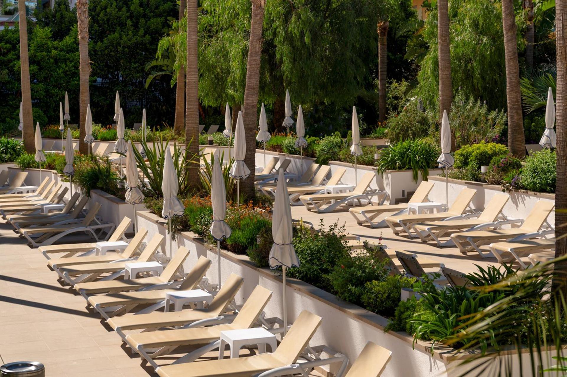 Aqua Hotel The Breeze (Adults Only +18) All Inclusive Santa Susanna Ngoại thất bức ảnh